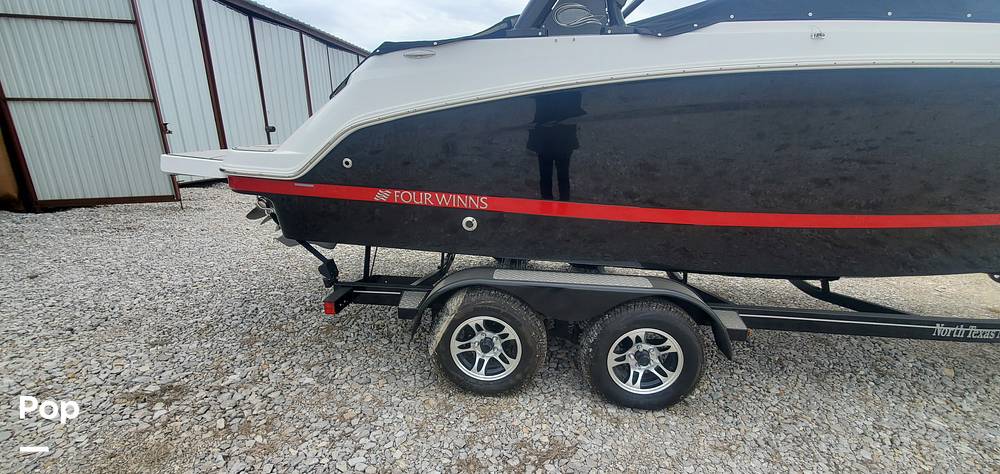 Slide: The Image of Four Winns HD3 2021 - 12091715