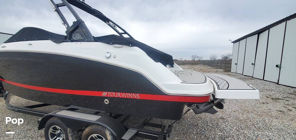 Slide: The Image of Four Winns HD3 2021 - 12091779