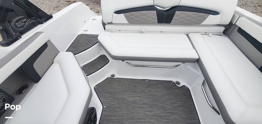 Slide: The Image of Four Winns HD3 2021 - 12092011