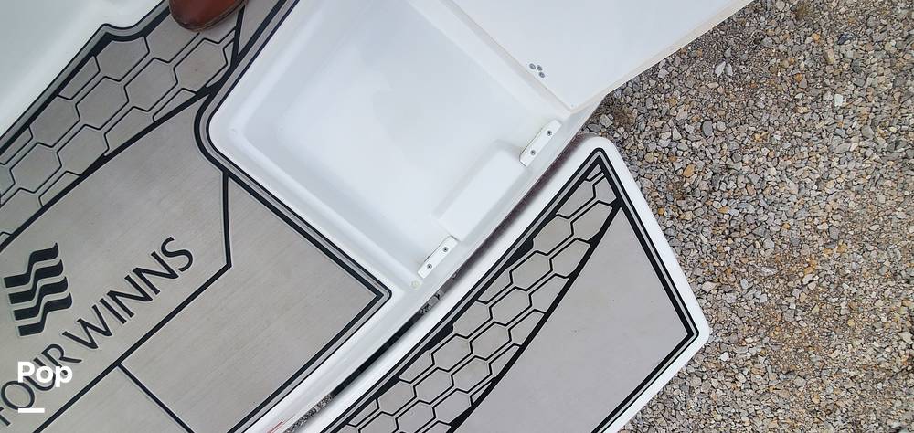 Slide: The Image of Four Winns HD3 2021 - 12092039