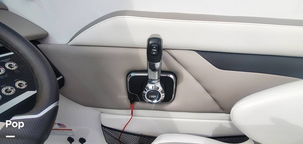 Slide: The Image of Four Winns HD3 2021 - 12092052