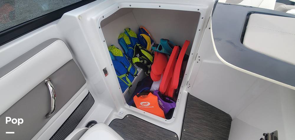 Slide: The Image of Four Winns HD3 2021 - 12092362