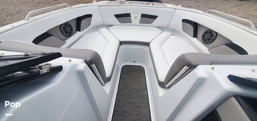 Slide: The Image of Four Winns HD3 2021 - 12092366