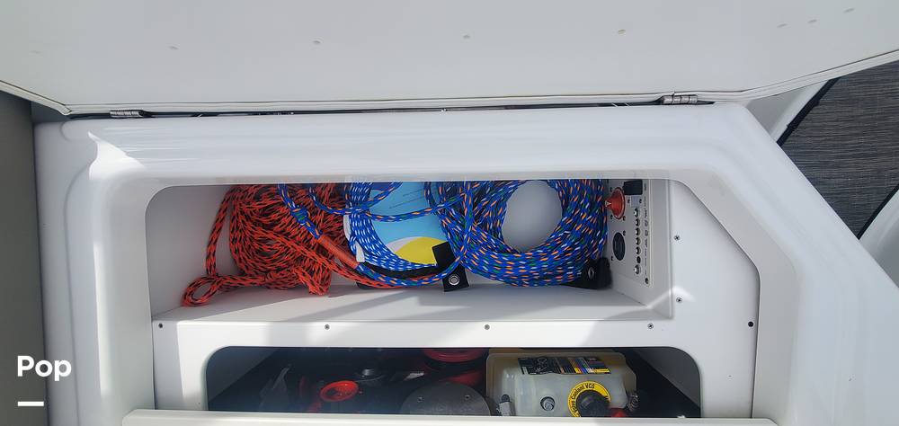 Slide: The Image of Four Winns HD3 2021 - 12092616