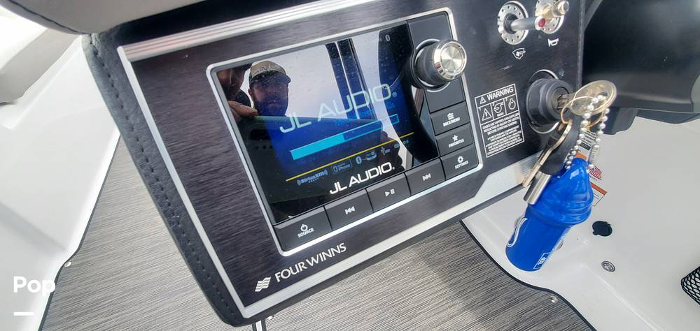 Slide: The Image of Four Winns HD3 2021 - 12092629