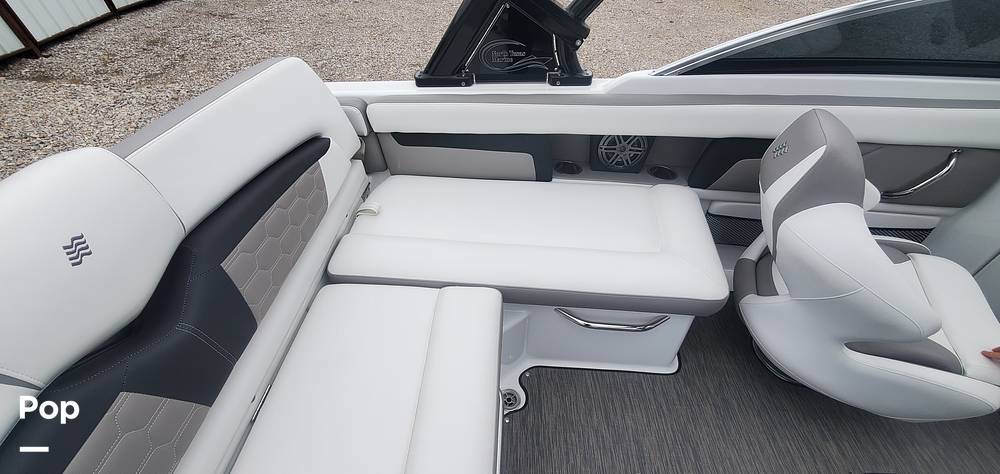 Slide: The Image of Four Winns HD3 2021 - 12092643