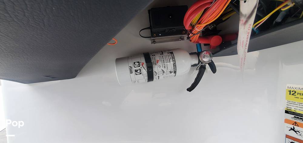 Slide: The Image of Four Winns HD3 2021 - 12092645