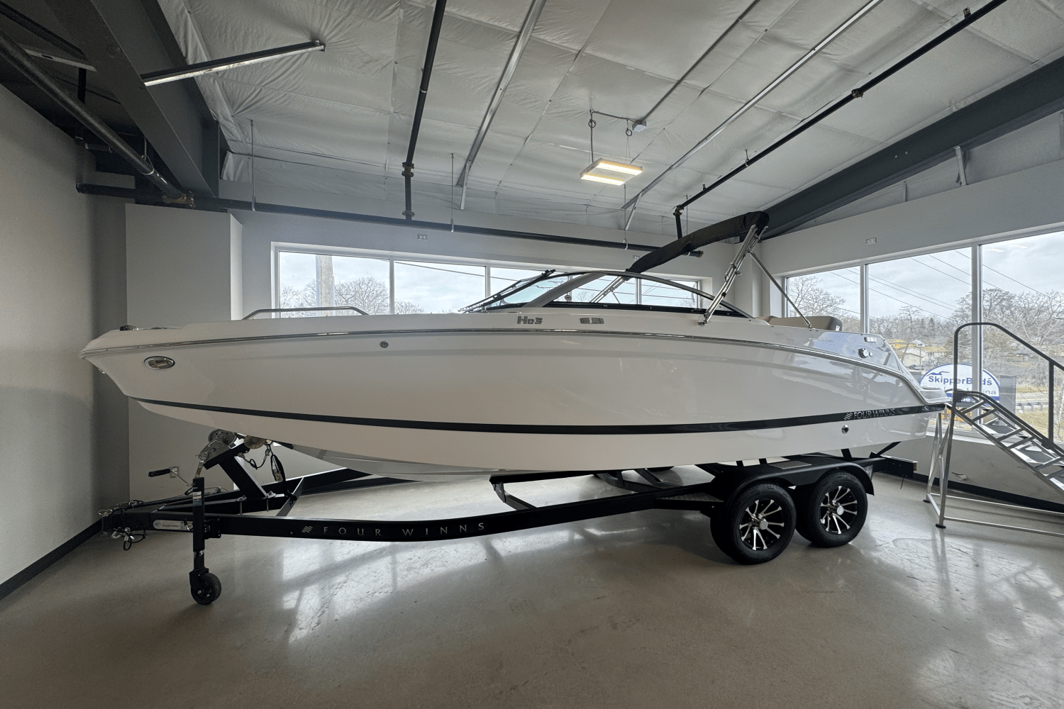 The Image of Four Winns HD3 2025 - undefined