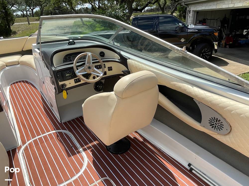 Slide: The Image of Captain's Chair - 12470956