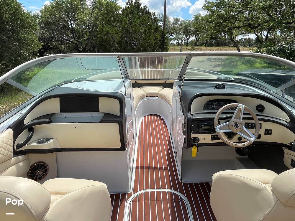 Slide: The Image of Windshield - Walk Through - 12470969