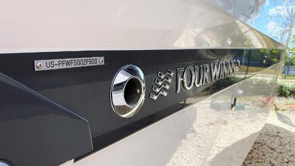 Slide: The Image of Four Winns Horizon 350 OB 2020 - 4