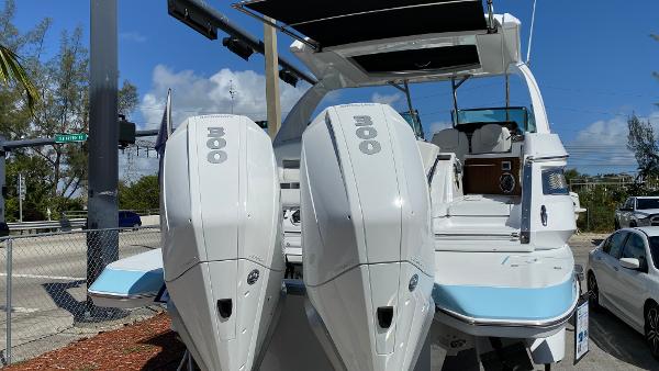 Slide: The Image of Four Winns Horizon 350 OB 2020 - 6
