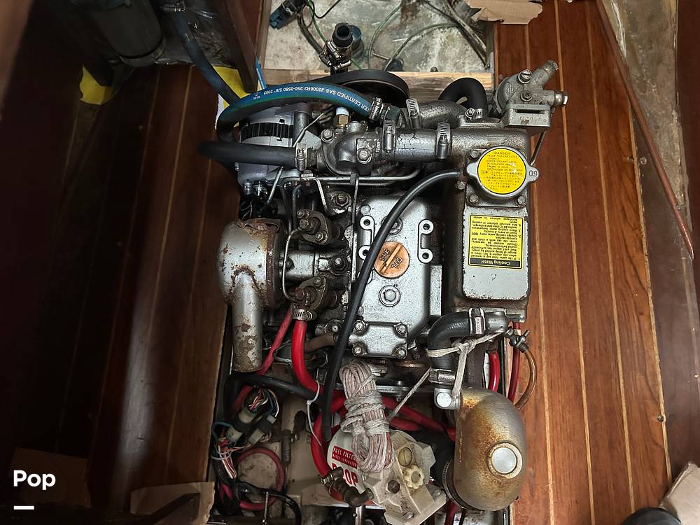 Slide: The Image of Engine Topside - 13623876