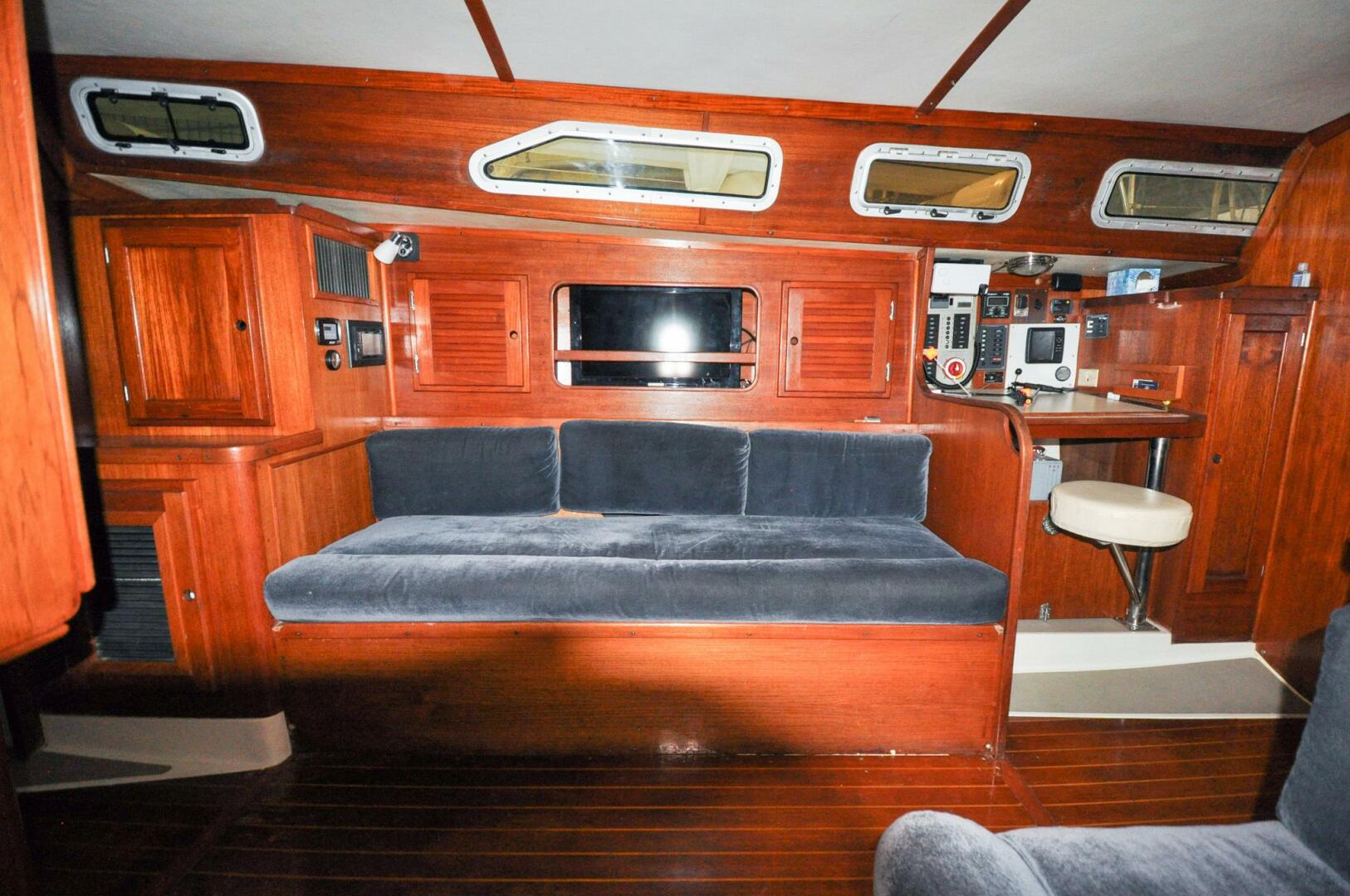 Slide: The Image of Freedom 36   Raven   Offered For Sale920 - 3796978