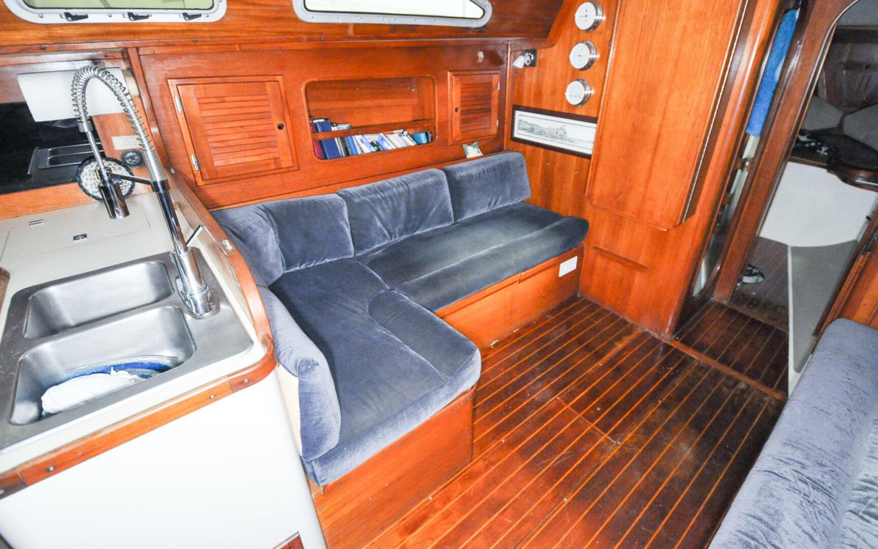 Slide: The Image of Freedom 36   Raven   Offered For Sale929 - 3796987