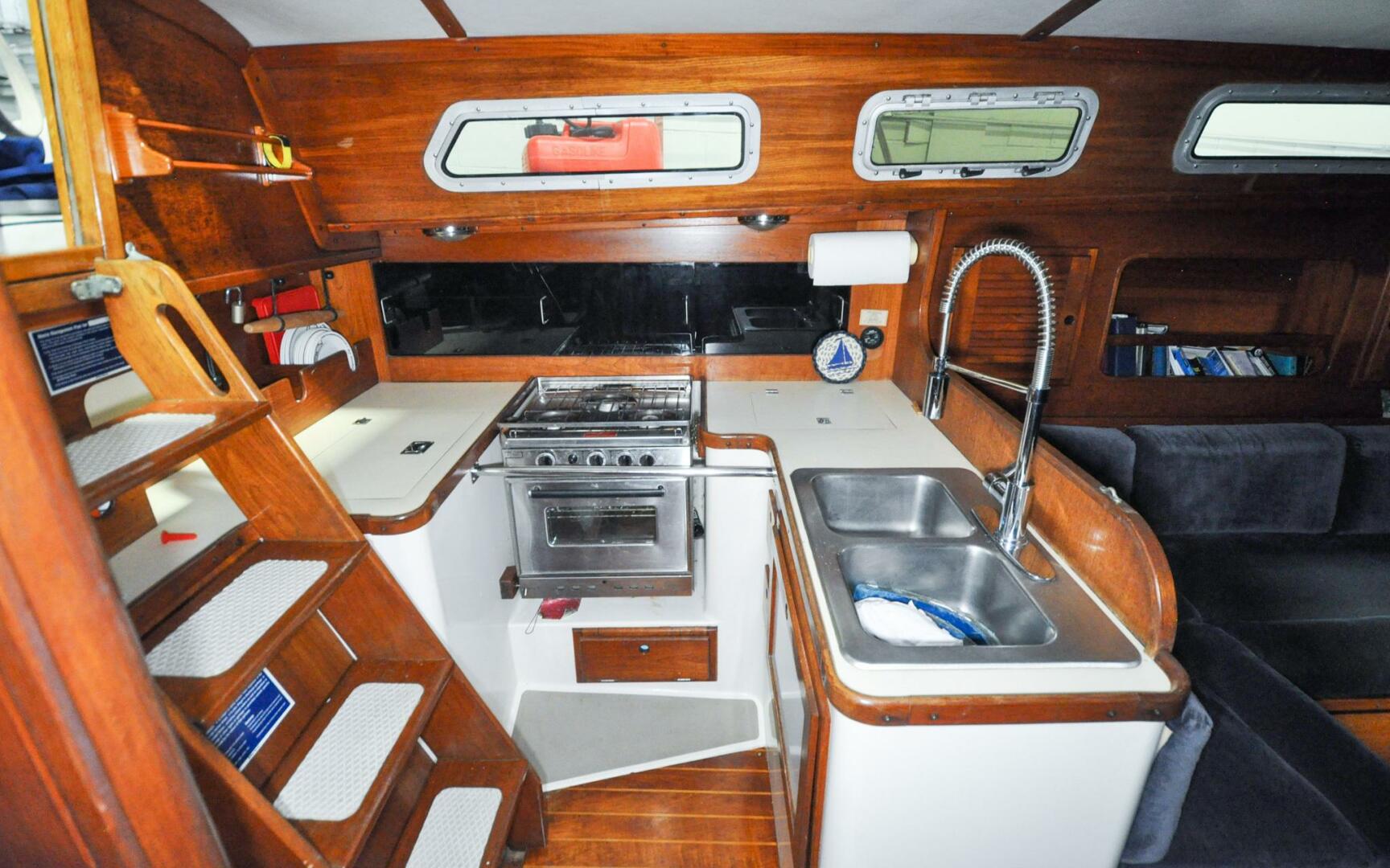 Slide: The Image of Freedom 36   Raven   Offered For Sale941 - 3796999