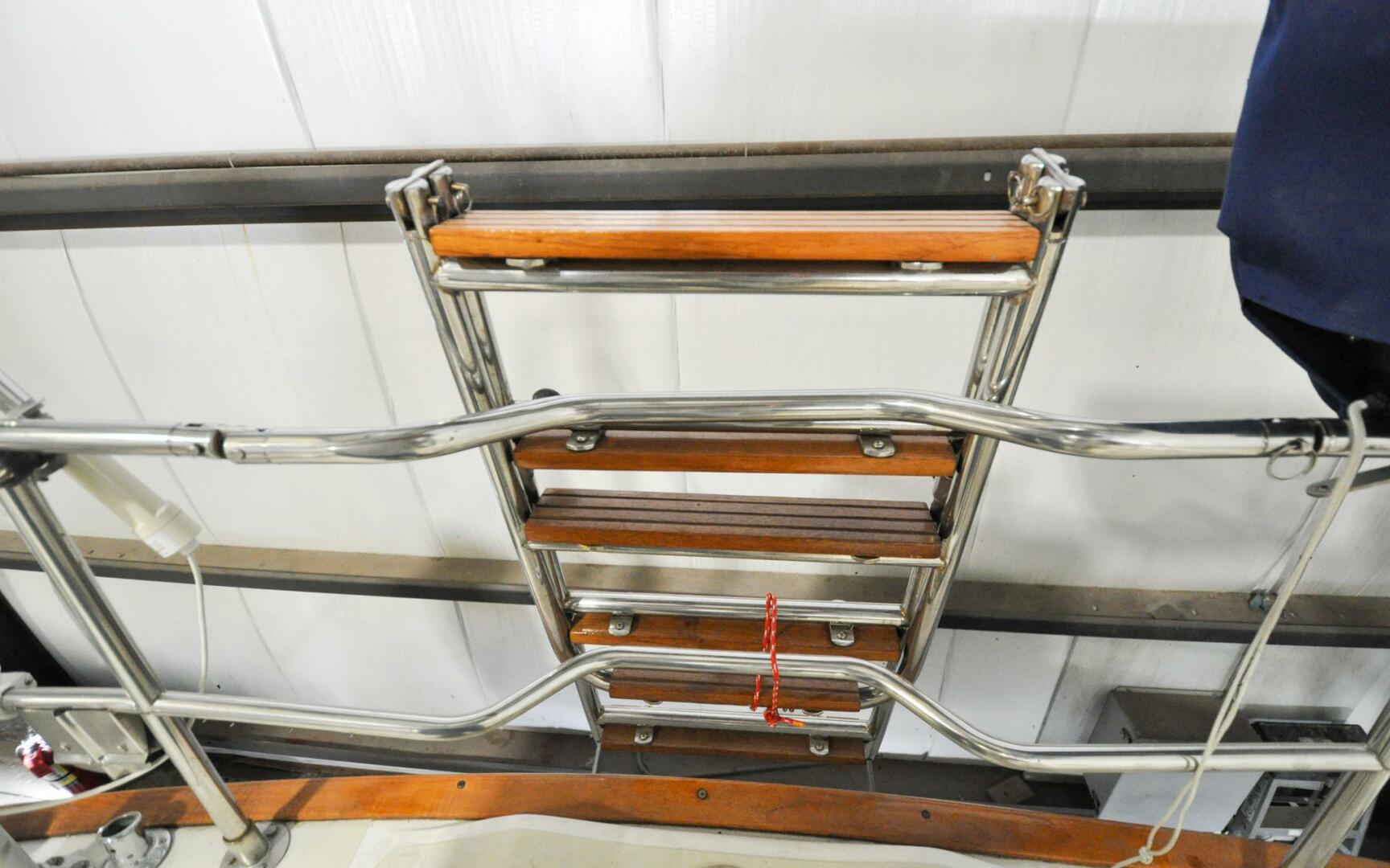 Slide: The Image of Freedom 36 - Raven - Cockpit - Swim Ladder - 3796916