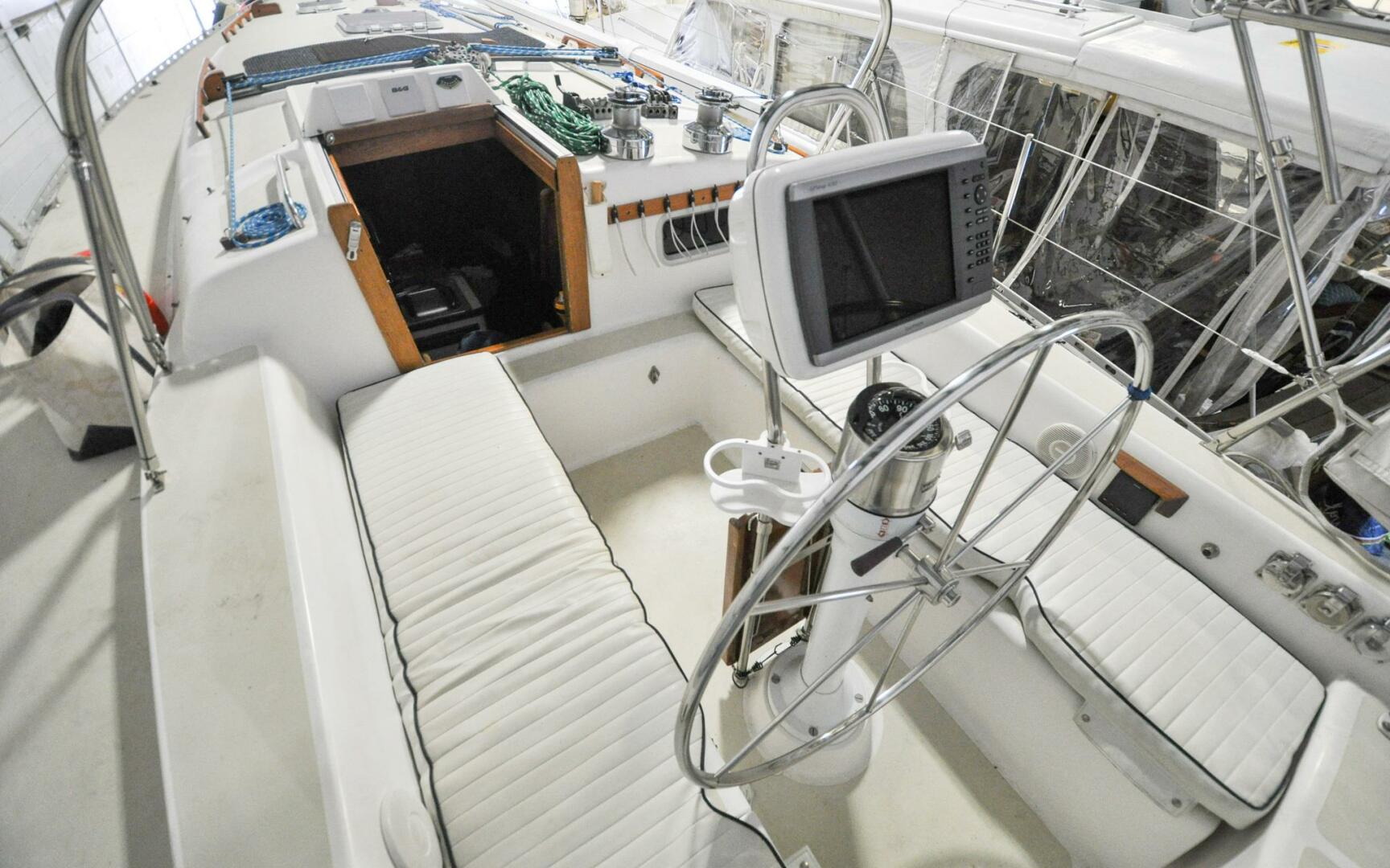 Slide: The Image of Freedom 36 - Raven - Cockpit - 3796894