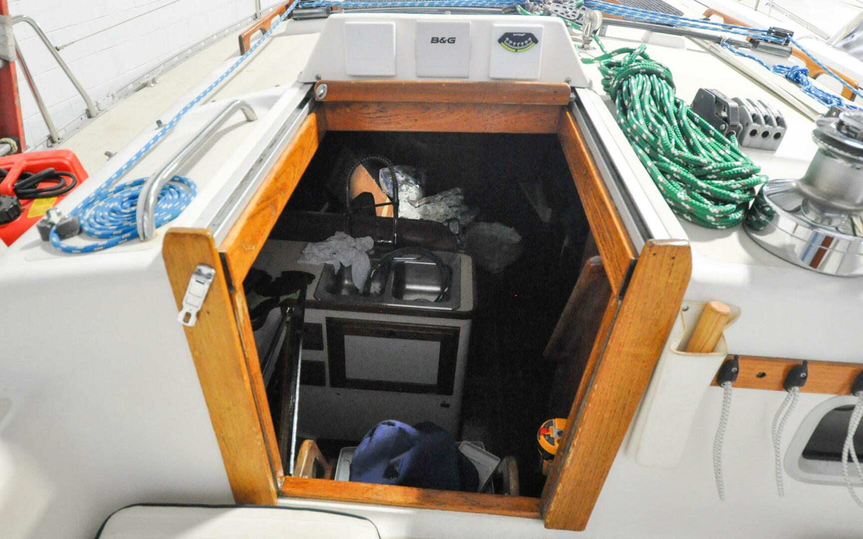 Slide: The Image of Freedom 36 - Raven - Companionway - 3796932