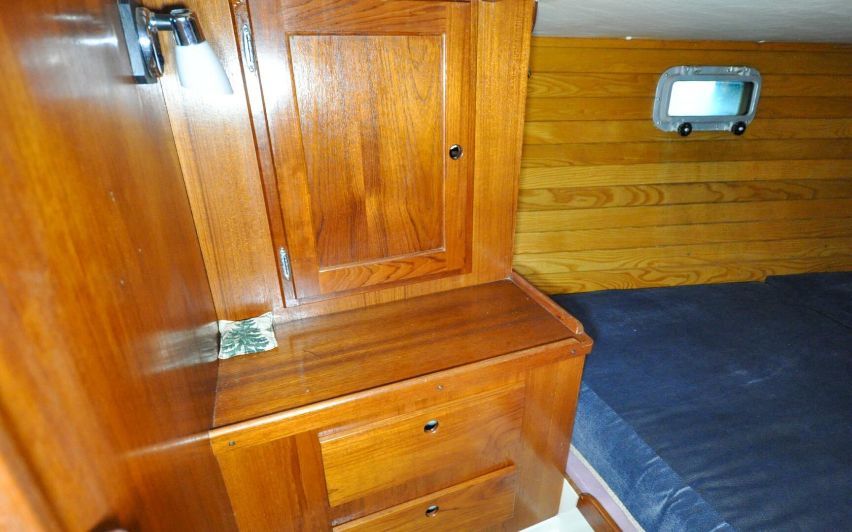 Slide: The Image of Freedom 36 - Raven - Aft Cabin - Storage - 3797035