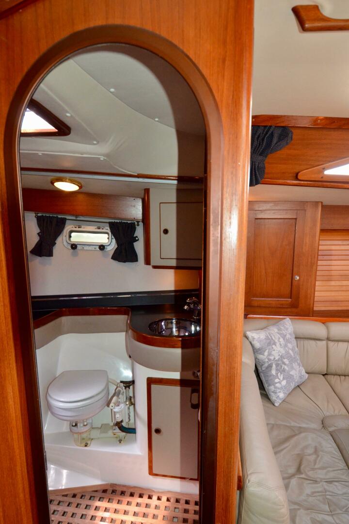 Slide: The Image of Freedom 45 Center Cockpit 1989 - 5192653