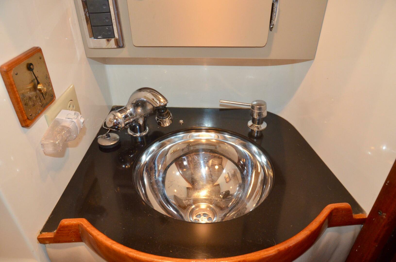 Slide: The Image of Freedom 45 Center Cockpit 1989 - 5192668