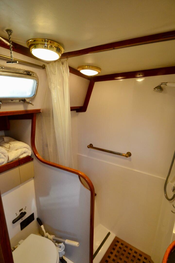 Slide: The Image of Freedom 45 Center Cockpit 1989 - 5192669