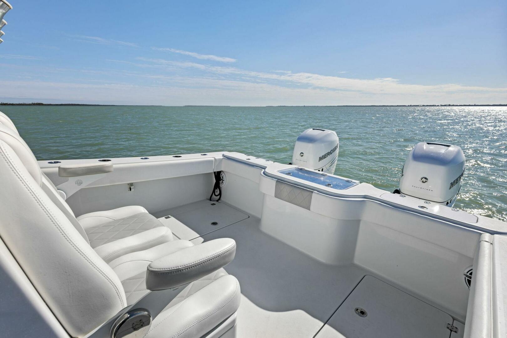 Slide: The Image of 2022 Freeman 34VH - 4976042