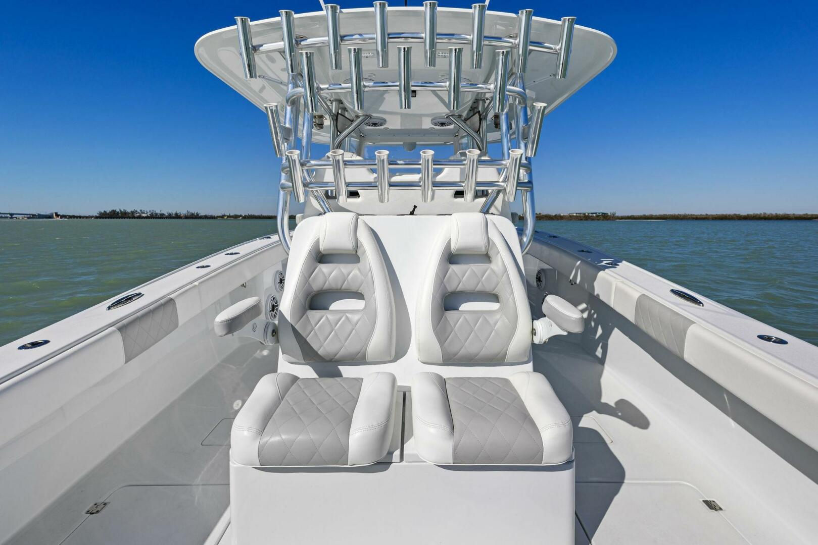 Slide: The Image of 2022 Freeman 34VH Cockpit Seating - 4976046