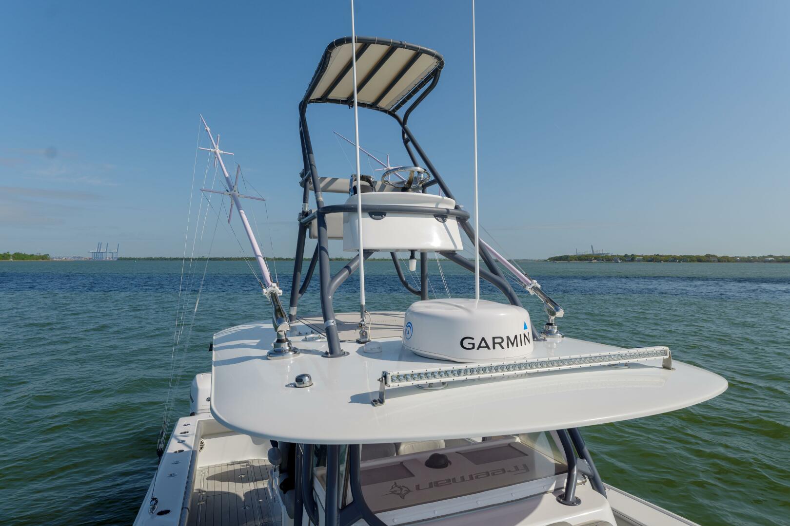 Slide: The Image of Freeman 37 Outnumbered- Tower 2020 Freeman 37 Flybridge Outnumbered - 5235990