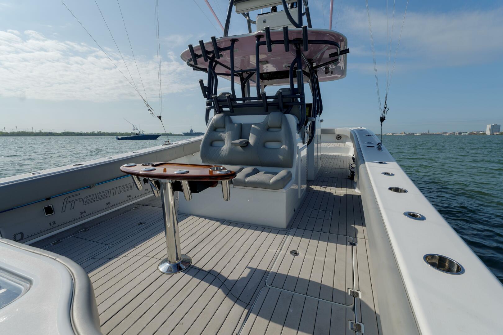 Slide: The Image of Freeman 37 Outnumbered- Cockpit 2020 Freeman 37 Flybridge Outnumbered - 5236006