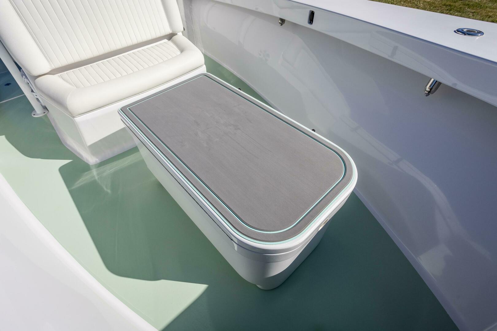 Slide: The Image of French Yachts 34 Center Console 2005 - 5107754