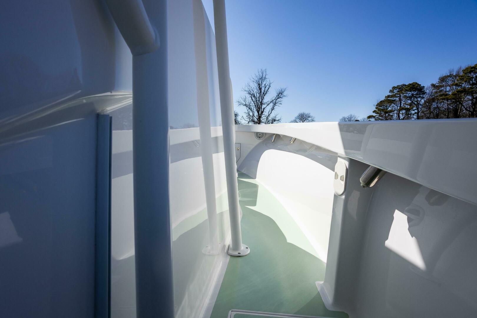 Slide: The Image of French Yachts 34 Center Console 2005 - 5107765