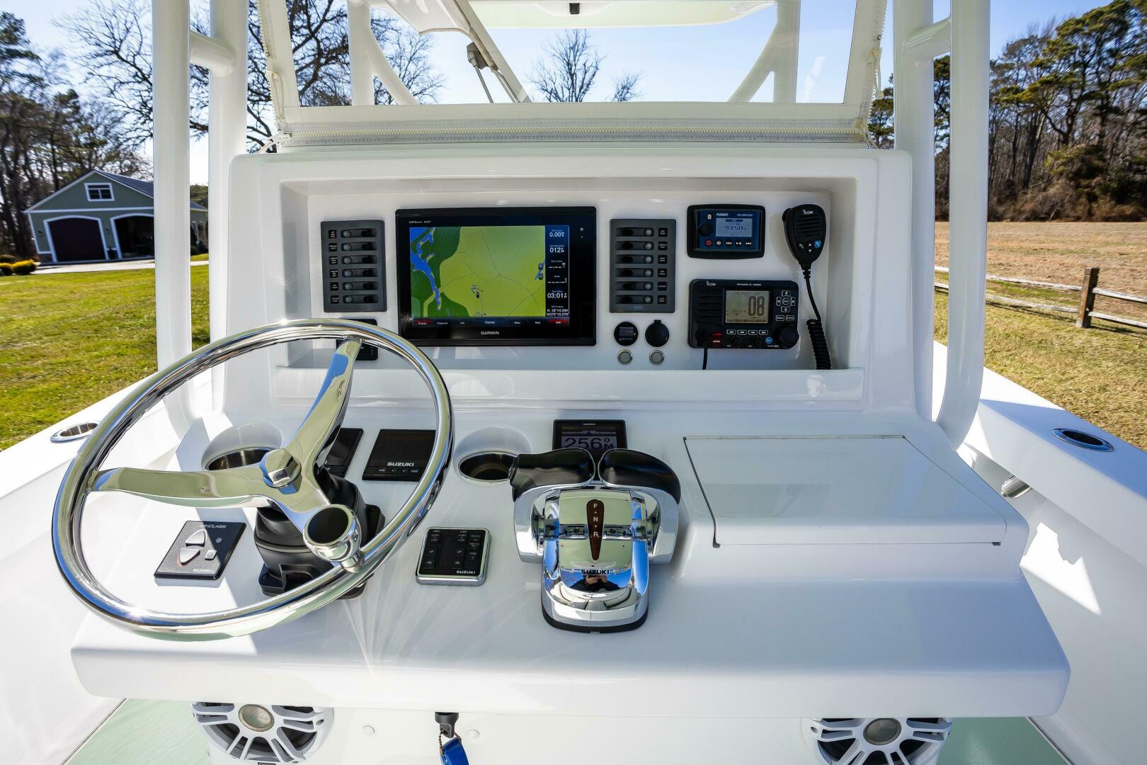 Slide: The Image of French Yachts 34 Center Console 2005 - 5107739