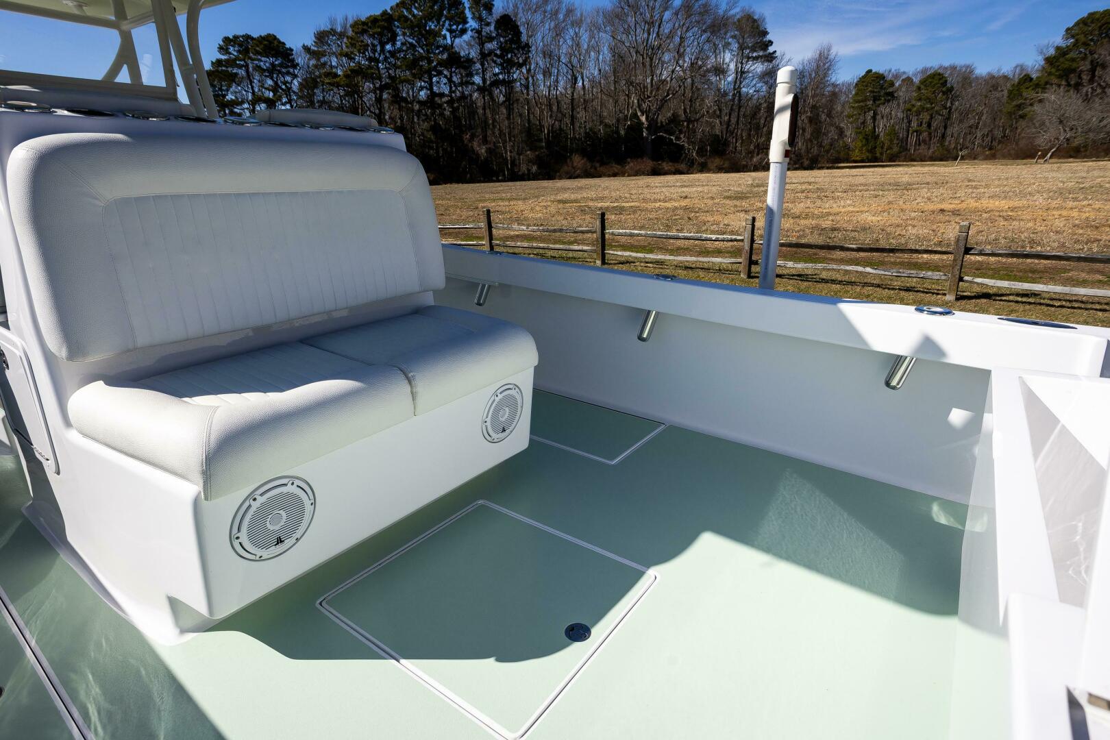 Slide: The Image of French Yachts 34 Center Console 2005 - 5107777