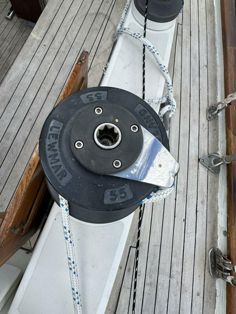 Slide: The Image of Lewmar 55 Winches - 4878965