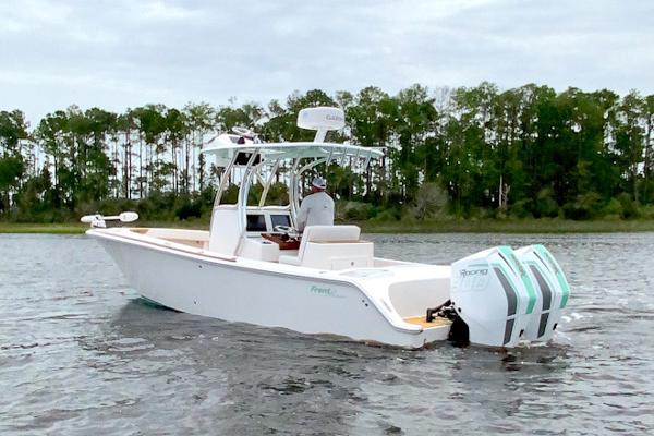 Slide: The Image of Front Runner 26 Center Console 2024 - 1