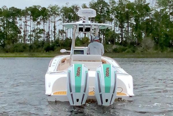 Slide: The Image of Front Runner 26 Center Console 2024 - 2