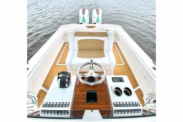 Slide: The Image of Front Runner 26 Center Console 2024 - 7