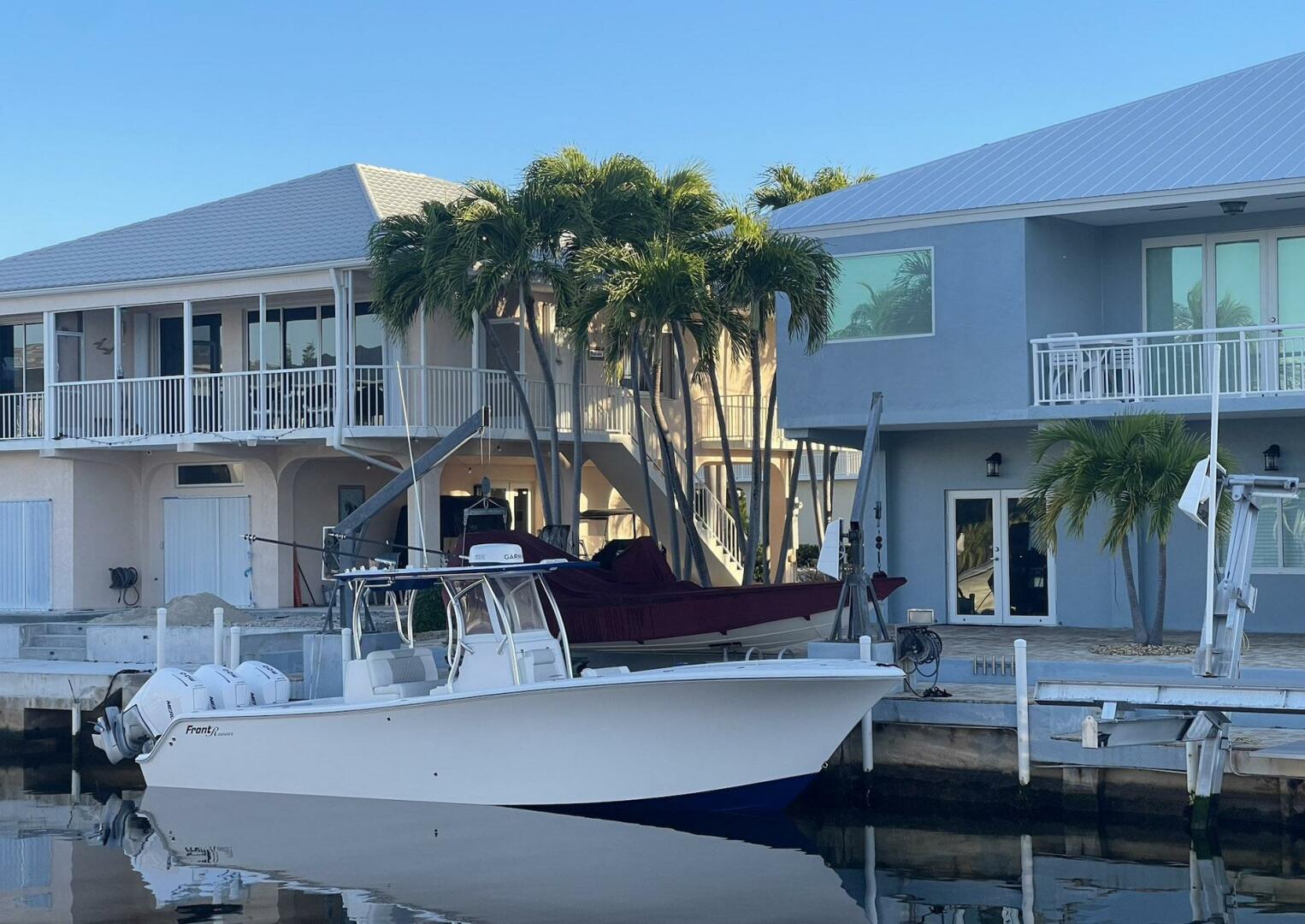 Slide: The Image of Front Runner 33 CC 2023 - 5219121