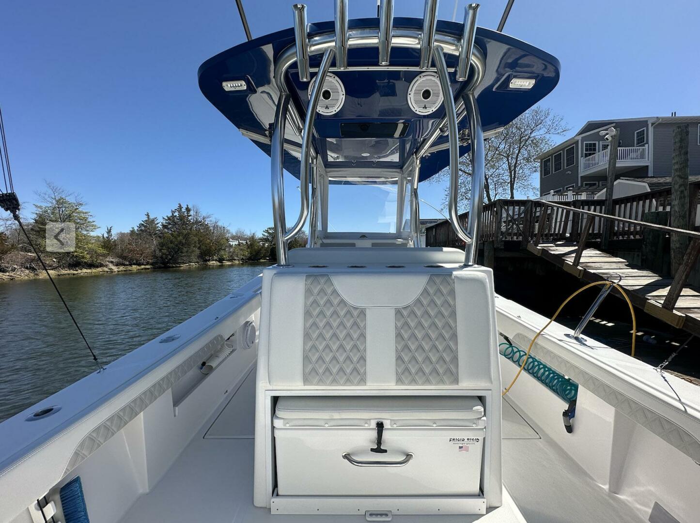 Slide: The Image of Front Runner 33 CC 2023 - 5219126