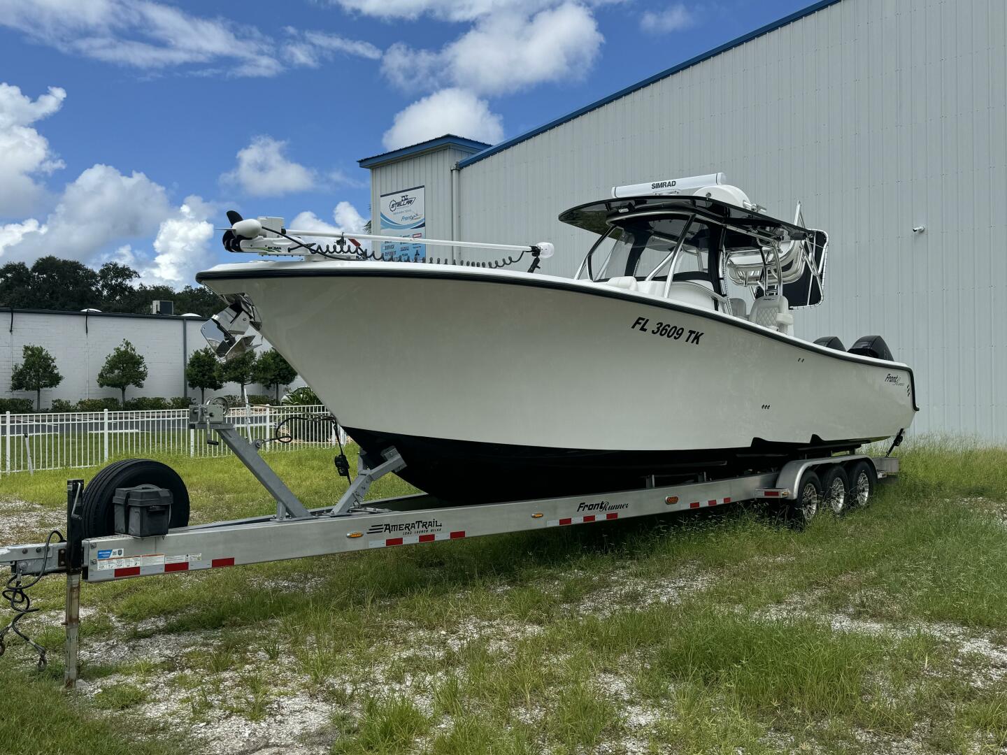 Slide: The Image of Front Runner 36 Center Console 2023 - 5176891