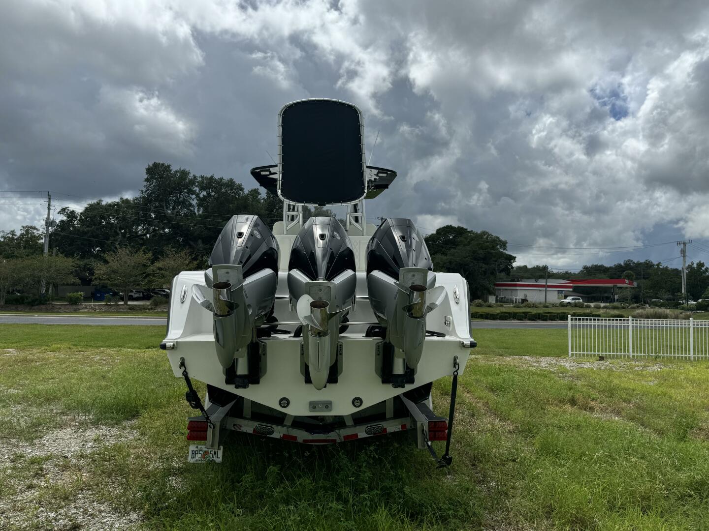 Slide: The Image of Front Runner 36 Center Console 2023 - 5176894