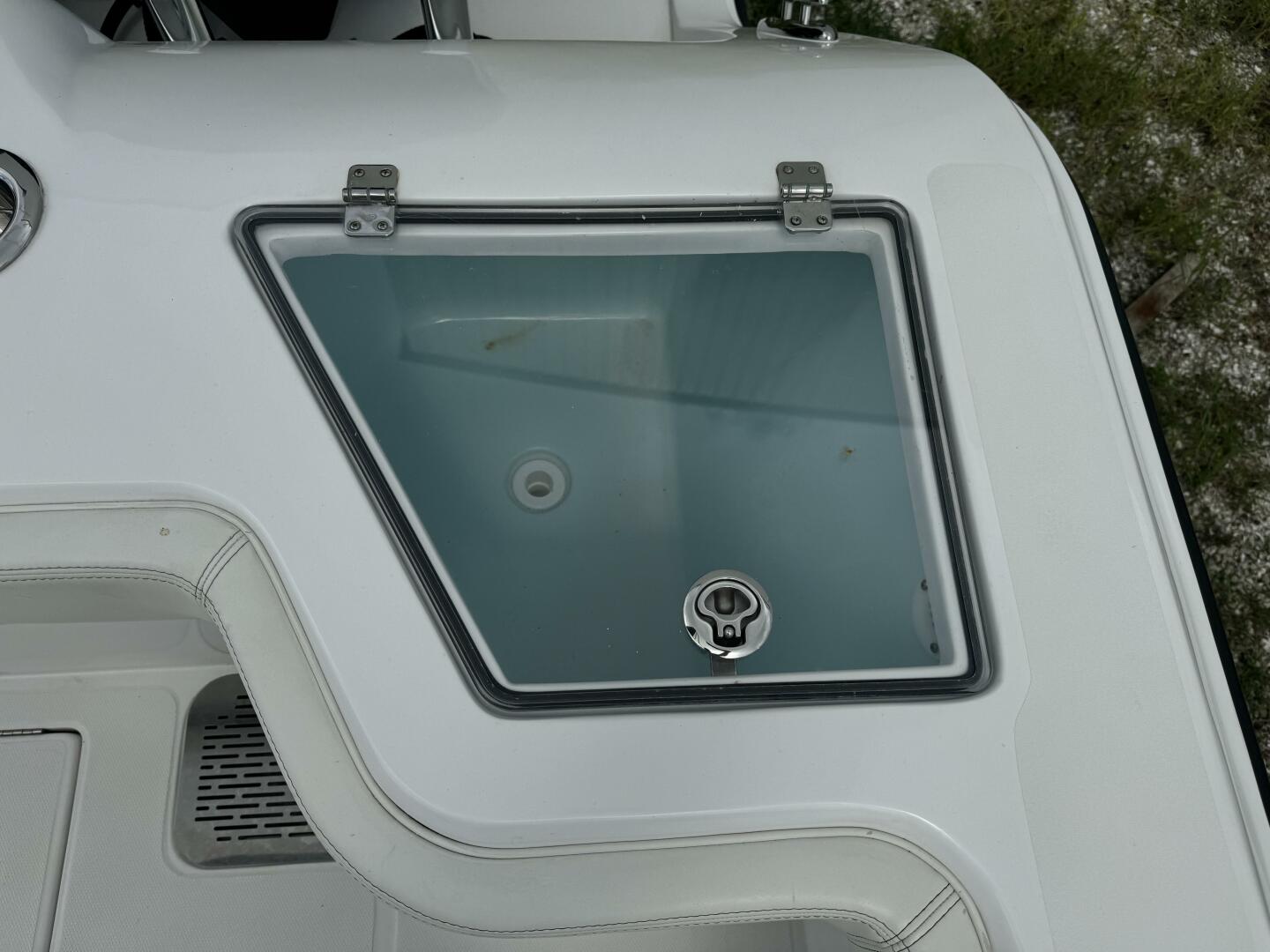 Slide: The Image of Front Runner 36 Center Console 2023 - 5176898