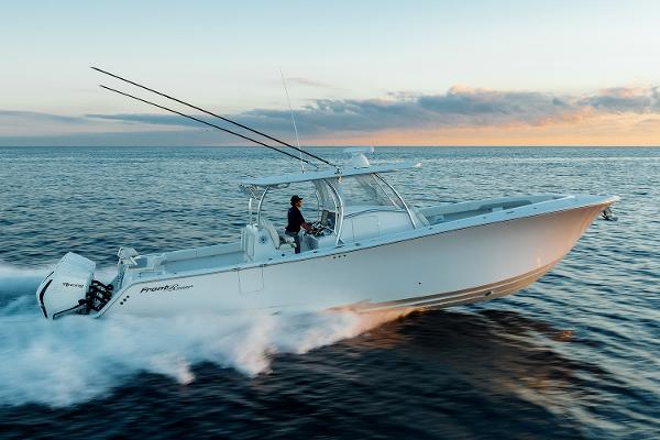 Slide: The Image of Front Runner 39 Center Console 2024 - 1