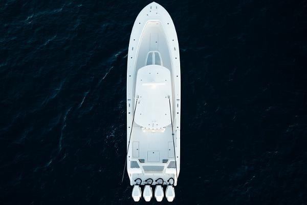 Slide: The Image of Front Runner 39 Center Console 2024 - 7