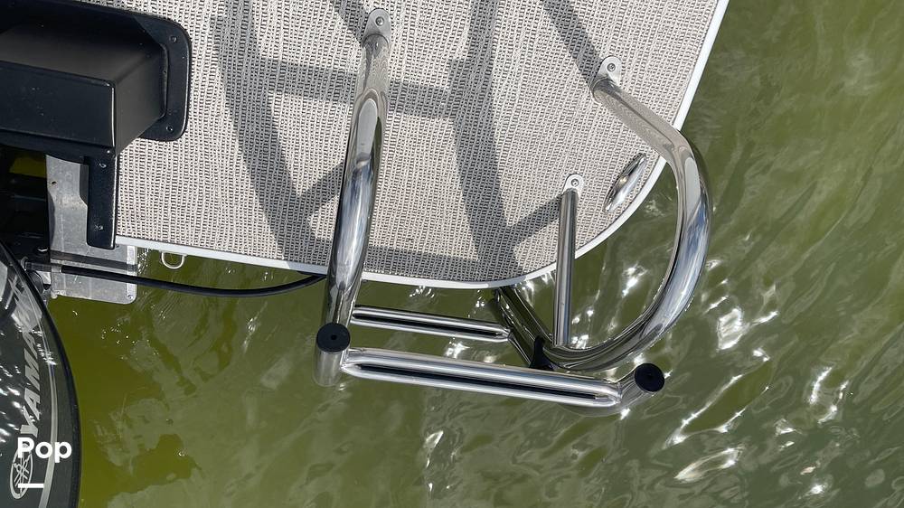 Slide: The Image of G3 22 RC Suncatcher Select Series 2021 - 10291022