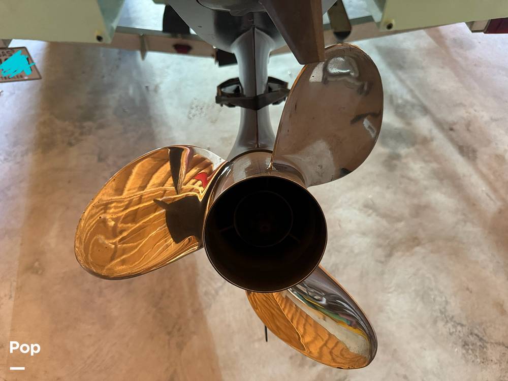 Slide: The Image of G3 Bay 20 DLX 2019 - 14930906