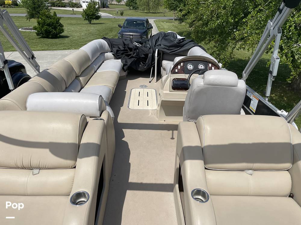 Slide: The Image of G3 Suncatcher Elite 322ss 2012 - 15438258