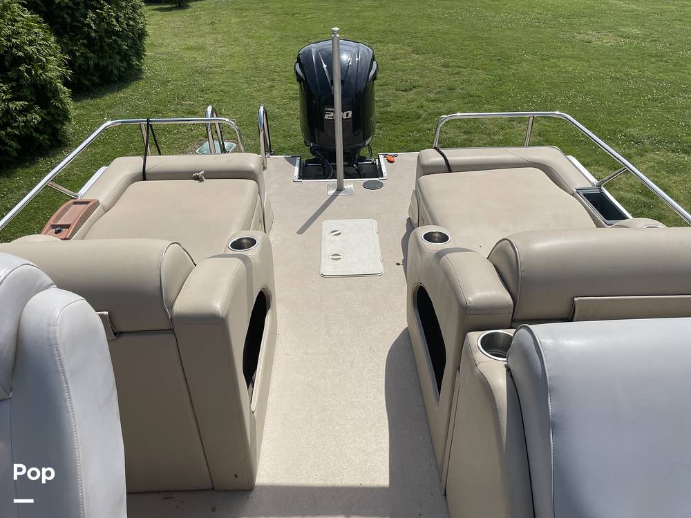 Slide: The Image of G3 Suncatcher Elite 322ss 2012 - 15438261